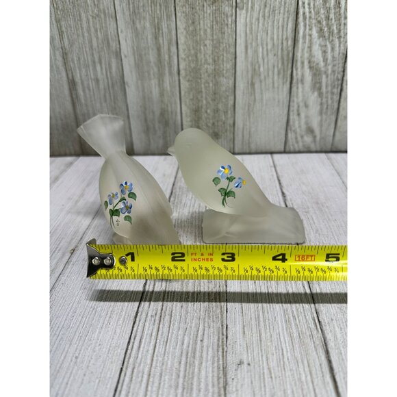 Vintage LE Smith Birds Figurine Frosted Satin Glass Clear Floral- Set of 2 - Picture 6 of 6